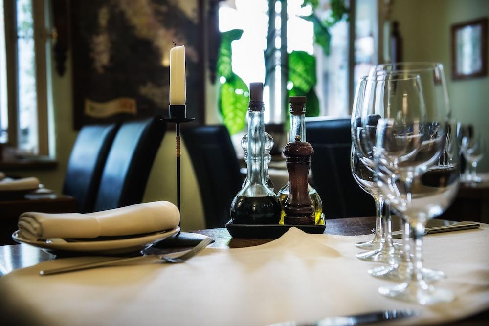 Aparthotel Karmel Krakow Bagian luar foto