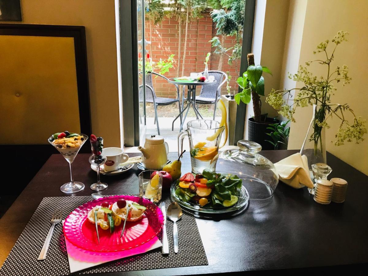 Aparthotel Karmel Krakow Bagian luar foto
